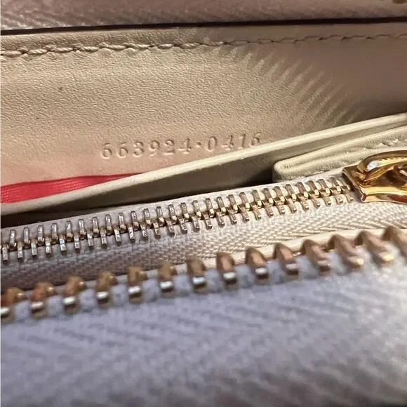 Gucci GG Supreme Les Pommes Apple Long Zip Around Wallet - Picture 10 of 10